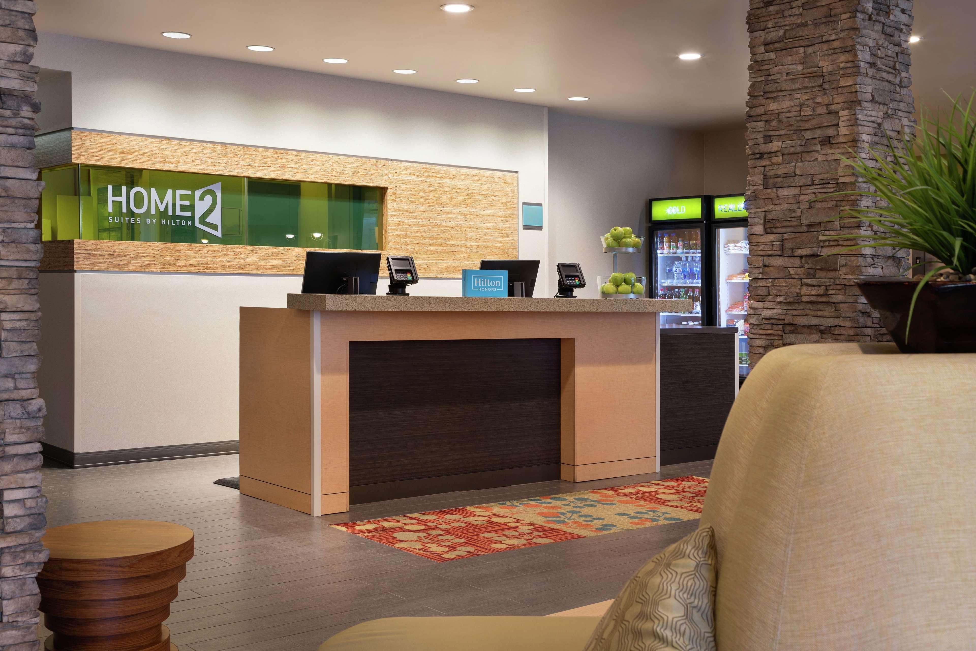 Home2 Suites By Hilton Anchorage/Midtown Экстерьер фото
