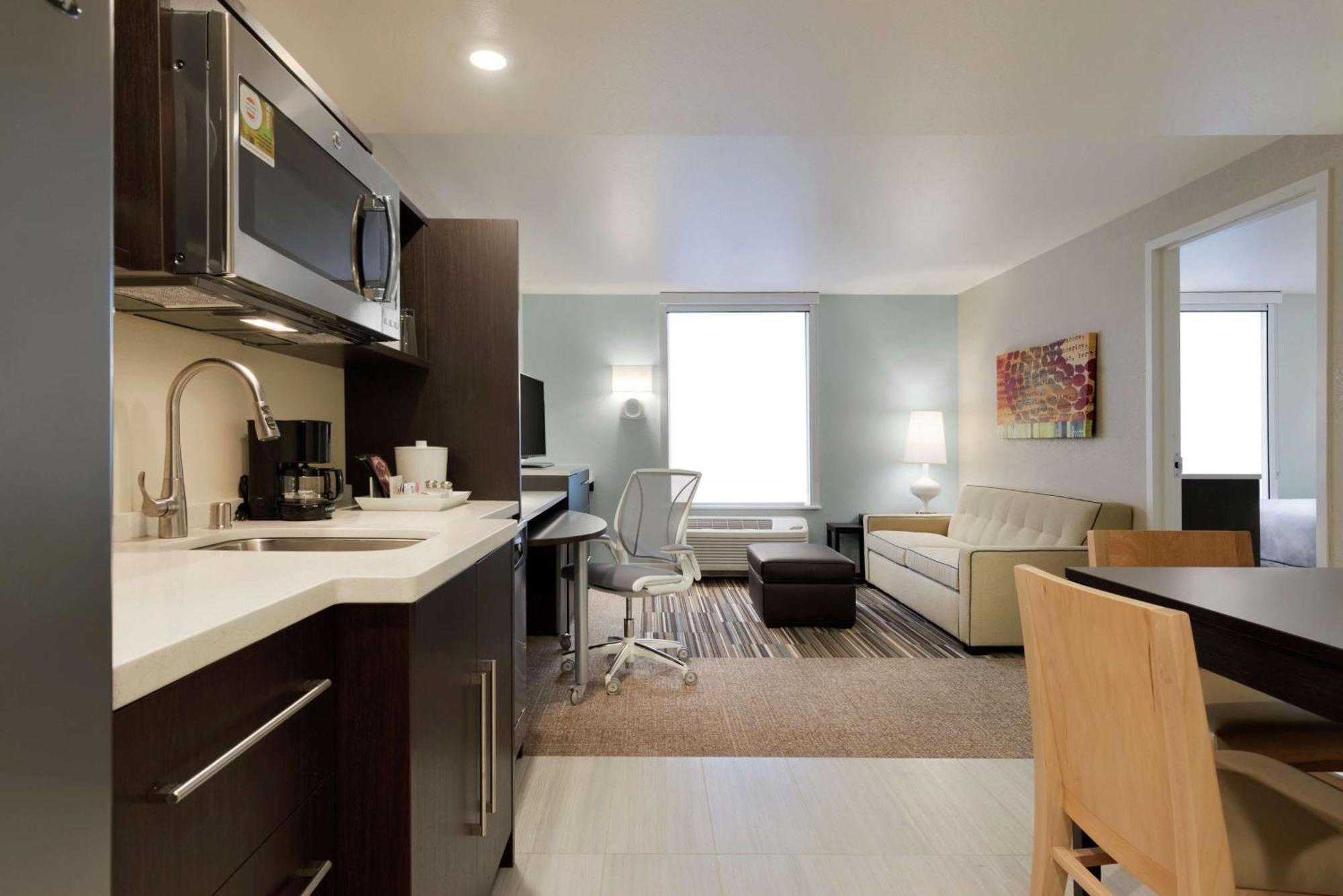 Home2 Suites By Hilton Anchorage/Midtown Экстерьер фото